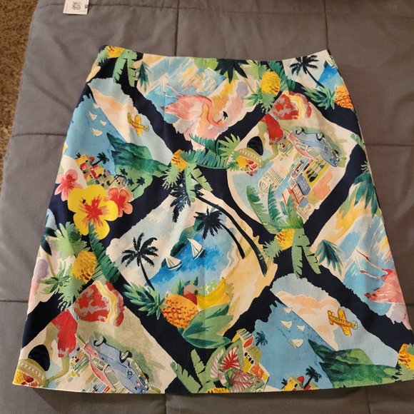 Talbots Tropical Print Mini Skirt Hawaii Flamingo EUC Size 2P - Picture 2 of 6